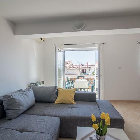 Apartment Lavanda Premantura Exteriör bild